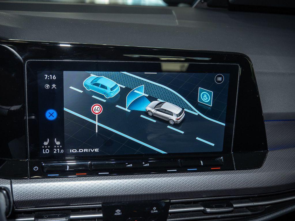 Volkswagen Golf VIII 1.5 TSI Active Navi Standhzg Kamera LE, миниатюра 10