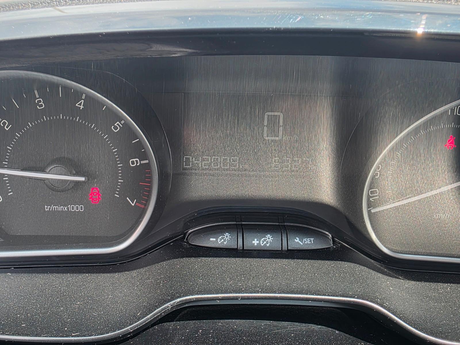 Peugeot 208 Active