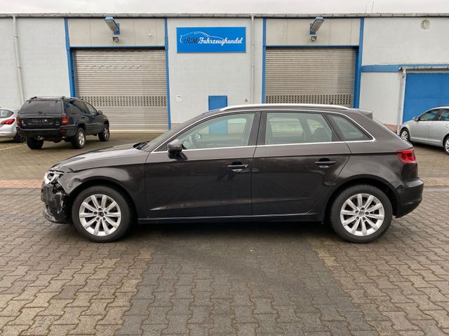 Audi A3 Sportback ambiente Leder SHZ Xenon PDC