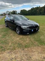 BMW 530d xDrive Touring M-Sport LED HUD Live Cockpit - BMW 530 in Hamburg