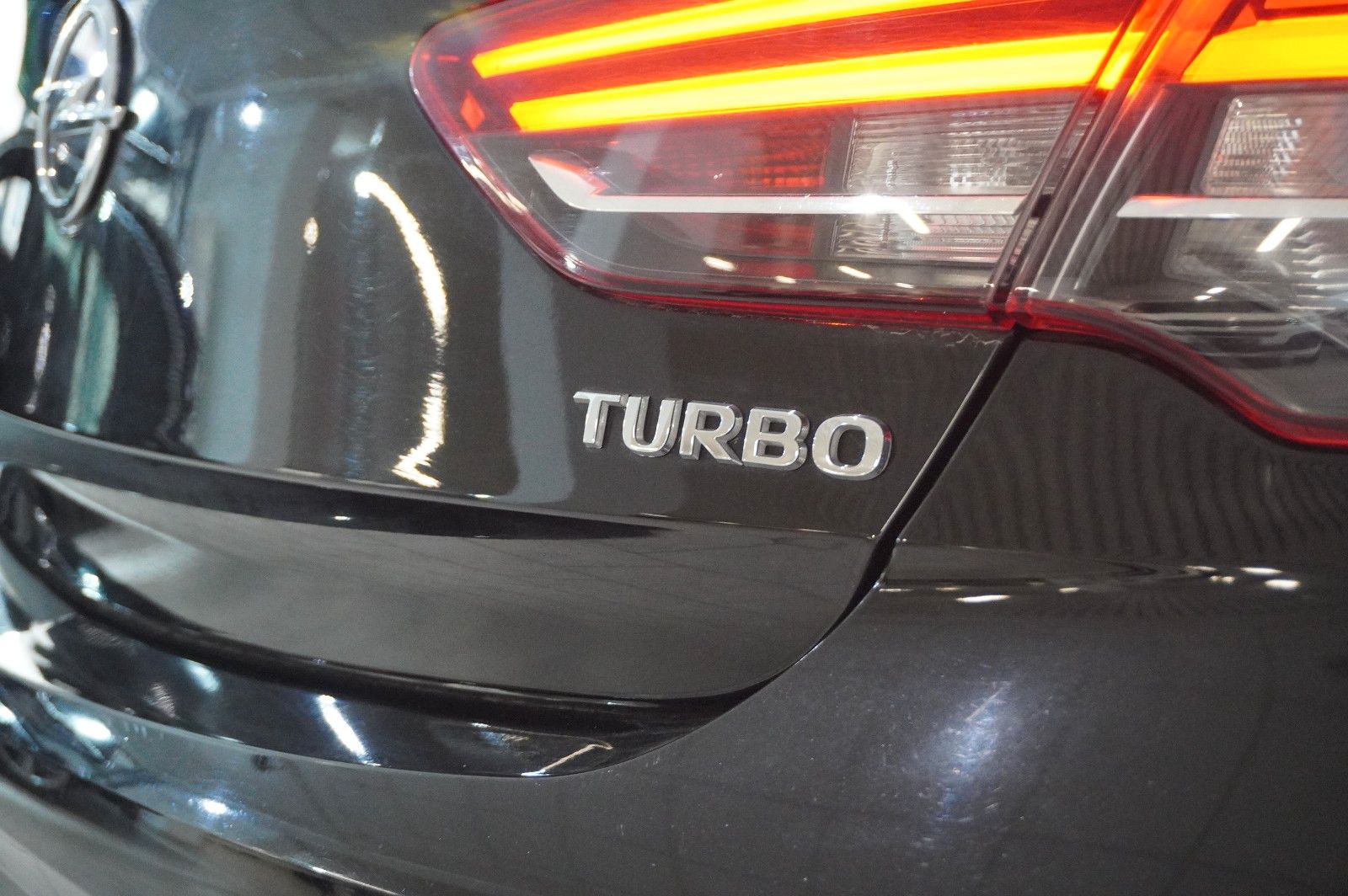 Fahrzeugabbildung Opel Insignia B GS 1.5T INNOV. NAVI/LED/KAMERA/SPORT