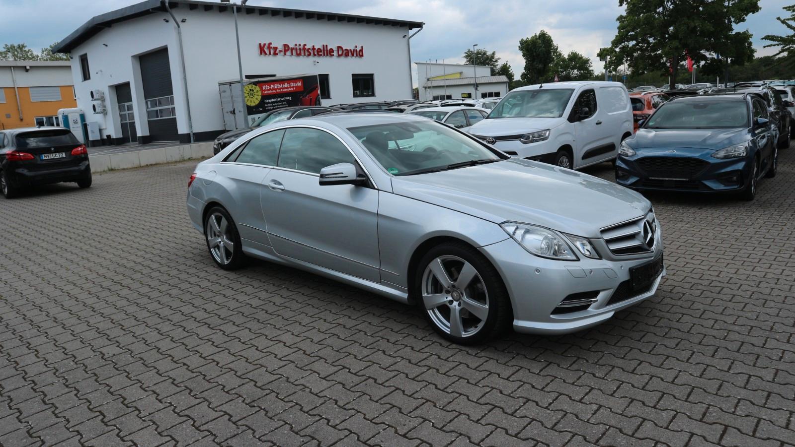 Mercedes-Benz E Coupe E 200 CGI BlueEfficiency*Nur 41.412km*