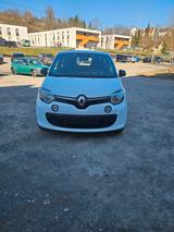 Renault Twingo Expression - Renault Twingo Gebrauchtwagen in Stuttgart