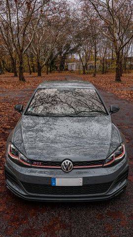 Volkswagen Golf GTI TCR Akra KW V3 AppleCarplay DynAudio