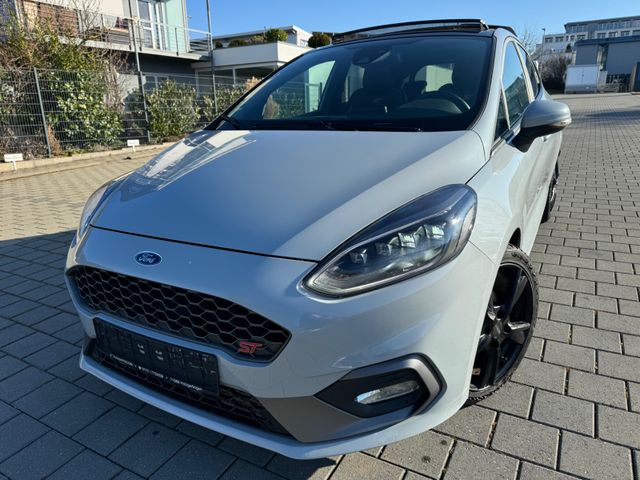 Ford Fiesta ST PANORAMA*NAVI*LEDER*KAM*XENON*RECARO