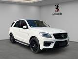 Mercedes-Benz ML 63 AMG|Performace|Driver's|HK|Kam|Pano|StHz. - weiße Mercedes-Benz ML 63 AMG