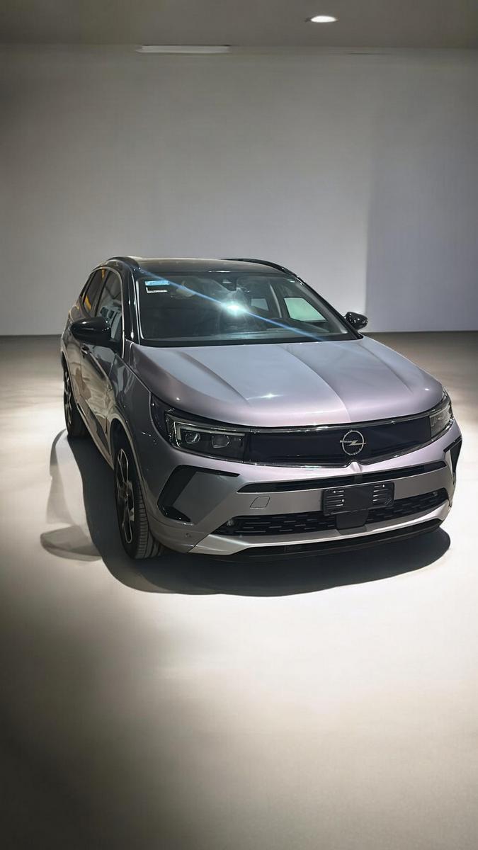 Opel Grandland Ultimate 130EAT8