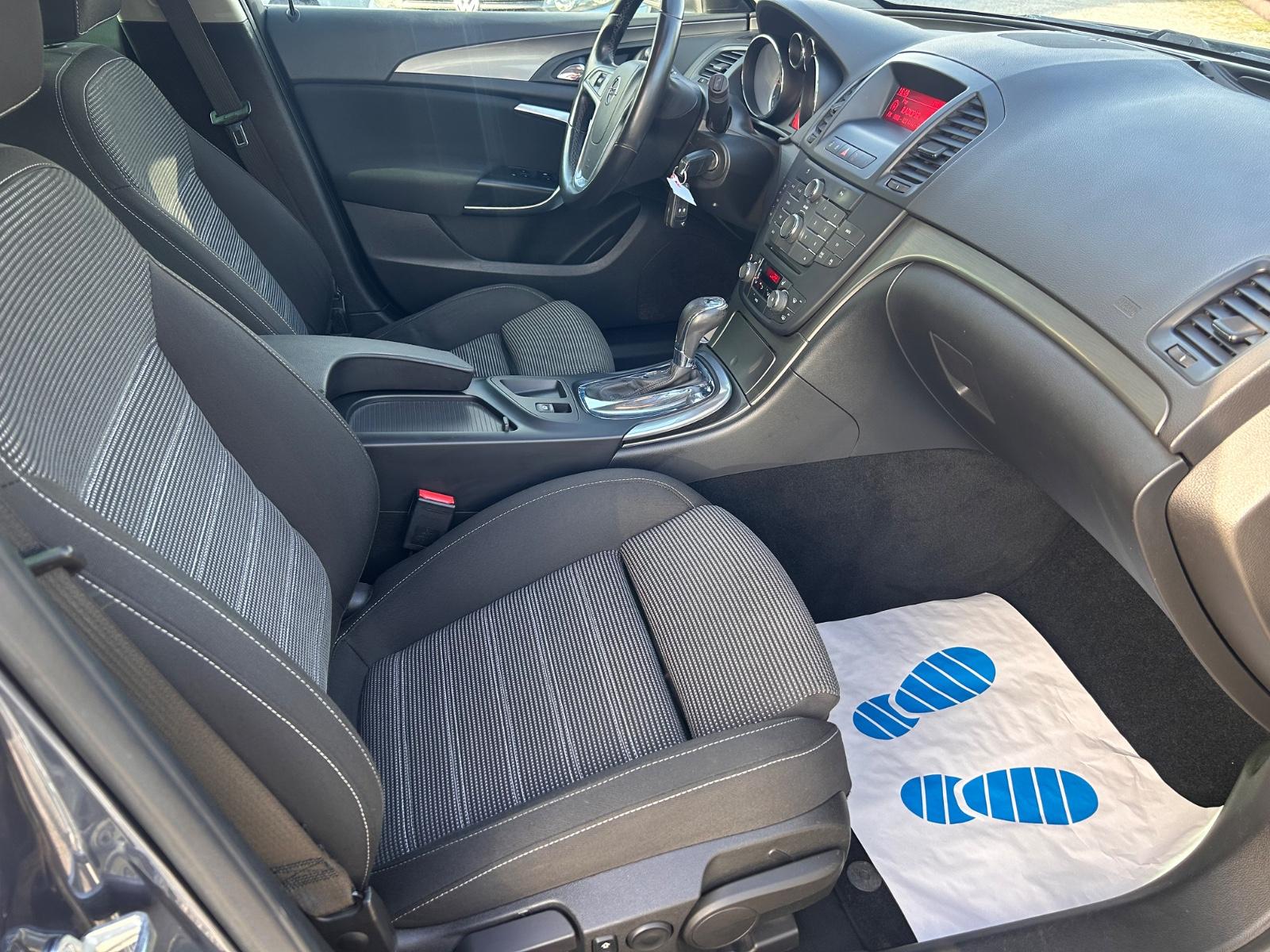 Opel Insignia ST 2.0 CDTI/Klimaaut./Sitzhzg/AHK/Tempo