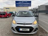 Hyundai i10 Blue Drive *8Fach Bereift * Wenig Kilometer* - Hyundai i10 Gebrauchtwagen in Augsburg