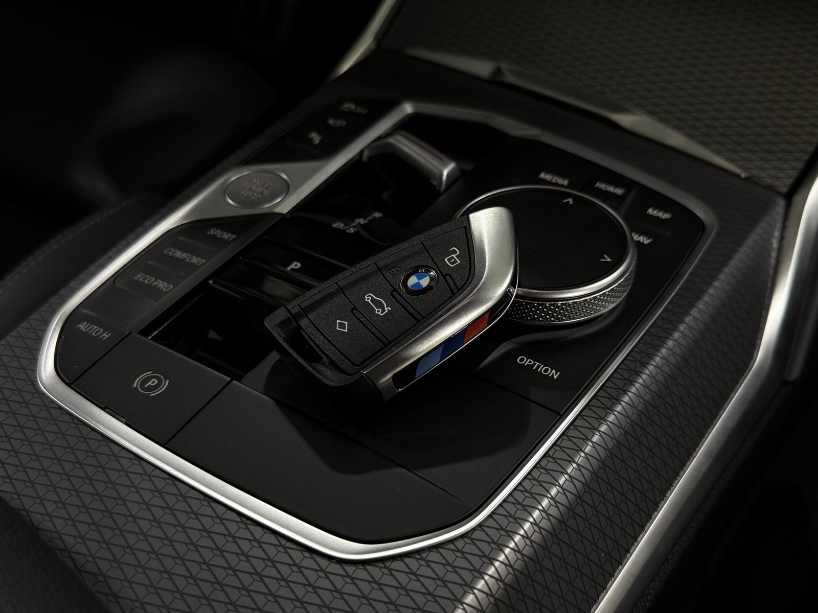 BMW M340d xDrive Touring Pro Standhzg AHK ACC 360 HK