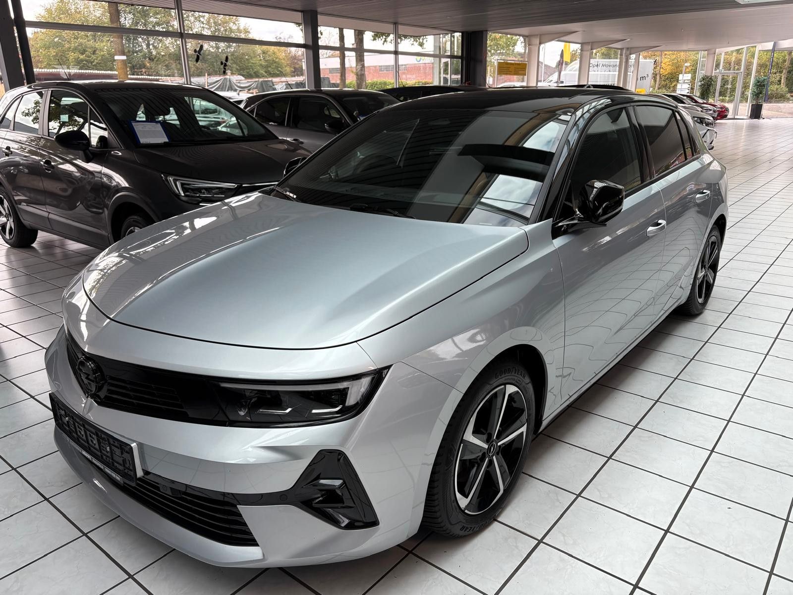 Opel Astra L Lim GS *SD 360* SHZ LHZ NAVI PDC u.v.m*