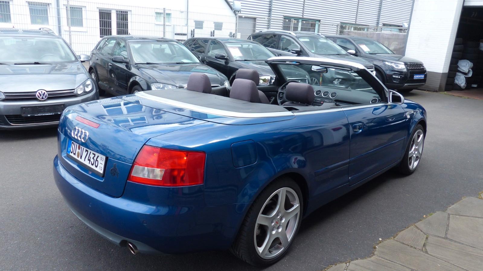 Audi A4 2.4 V6  Cabriolet.SCHALTER.ALU .SHZ. AHK CD.