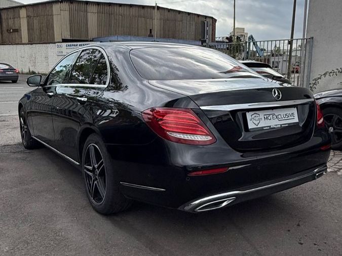 Fahrzeugabbildung Mercedes-Benz E 400 E Limousine E 400 d 4Matic
