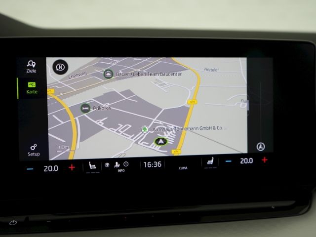 Octavia COMBI STYLE TDI DSG+AHK+NAVI+KLIMA+SITZH