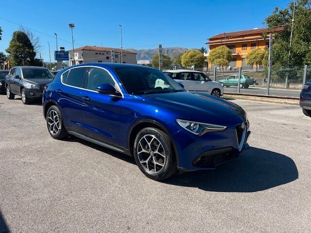 Alfa Romeo Stelvio 2.2 Turbodiesel 190 CV AT8 Q4 imagem 3