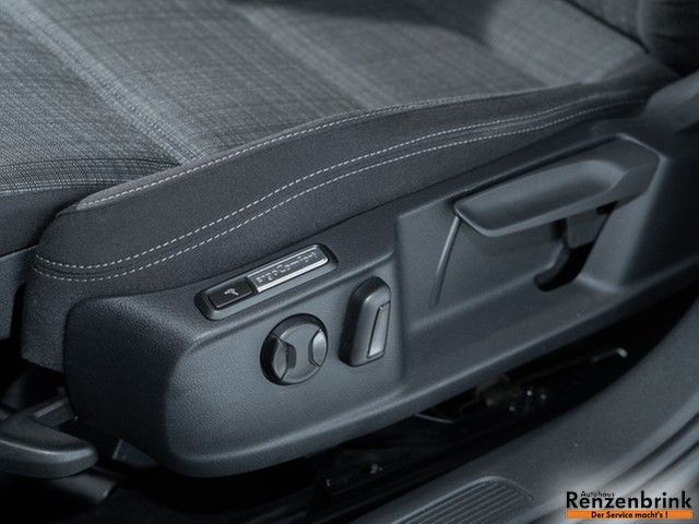 Passat Variant Business TDI el. Heckkl. LED ACC