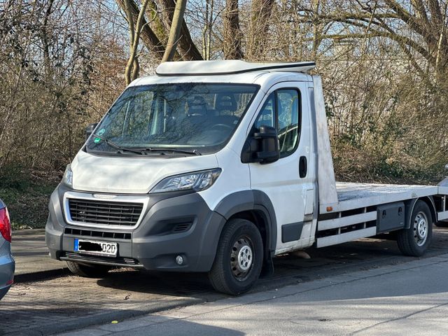 Peugeot Boxer 2,2 HDI 6xGang/Klima/Luftfederung/AHK