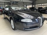 Alfa Romeo GT 1.9 JTD 16V M-Jet Progression - Alfa Romeo GT: 1.9