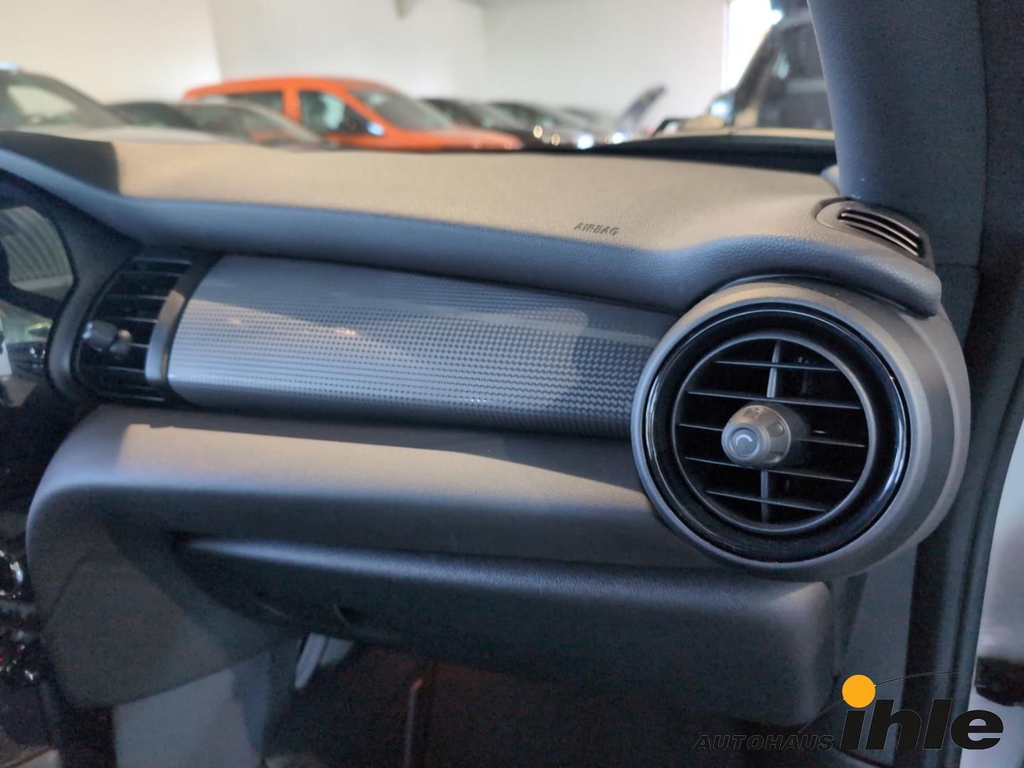 MINI Cooper 1,5 BLUETOOTH+AMBIENTEBELEU.+SPORTSITZE