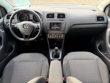 Bild 12 VW Polo V 6R Comfortline SHZ+KLIMA+ALU+BT+ALLWETTER