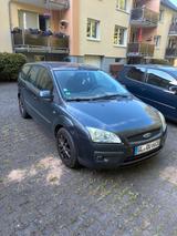Ford FORD FOCUS (MK2) 1.6 BENZINER (COMBI) - Ford Focus Combi Gebrauchtwagen