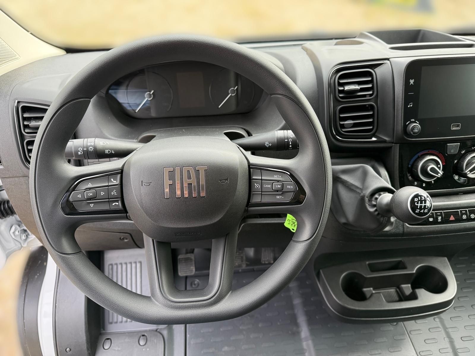 Fahrzeugabbildung Fiat Ducato Maxi L3H2 Kastenwagen 140 MT6