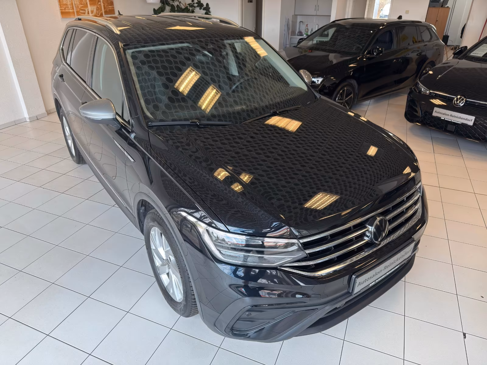 Volkswagen Tiguan Allspace 1.5 TSI DSG Life*7Sitzer*AHK*ACC