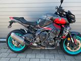 Yamaha MT-10 - 1. Hand, KD neu, Zubehör, Garantie - Offers matching your search criteria