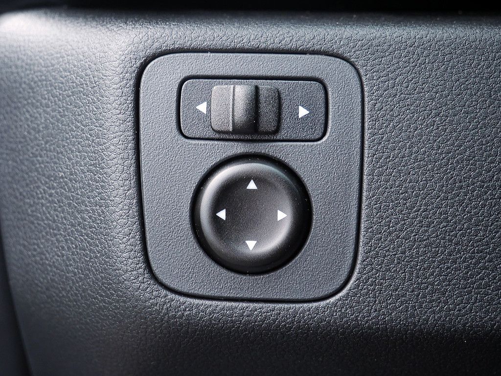 Fahrzeugabbildung Dacia Spring Extreme Electric 100 CCS-Schnellladung