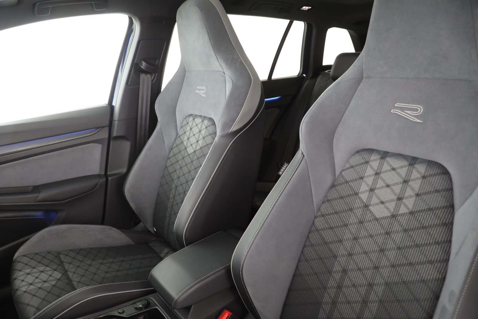 Volkswagen Golf - Bild 12