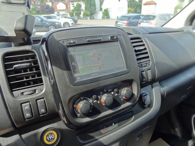 Fahrzeugabbildung Opel Vivaro B Kombi L1H1  2,9t/2.Hd/8-Sitz/AHK/Kamera