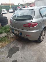 Alfa Romeo 147 1.9 JTD 16V cat 5 porte 6 marce - gebrauchte Alfa Romeo 147 aus dem Jahr 2005