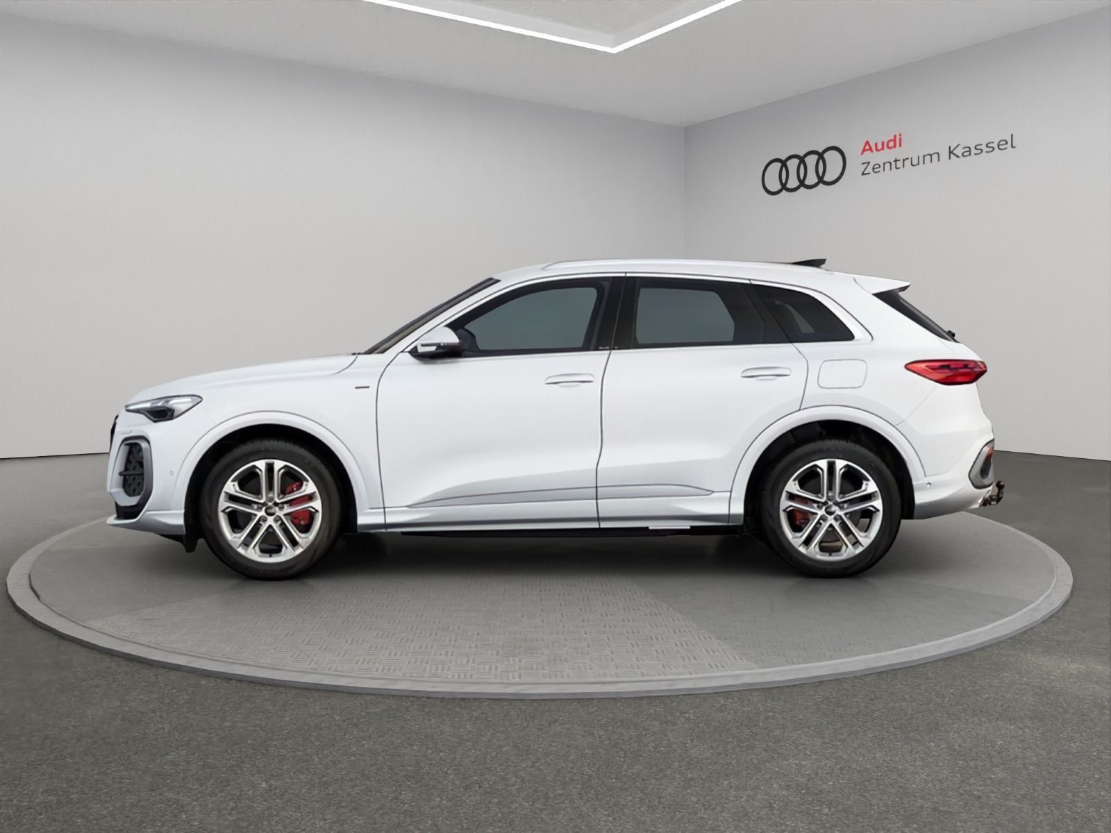Audi Q5 SUV e-hybrid quattro Matrix AHK 360° Kamera imagem 3