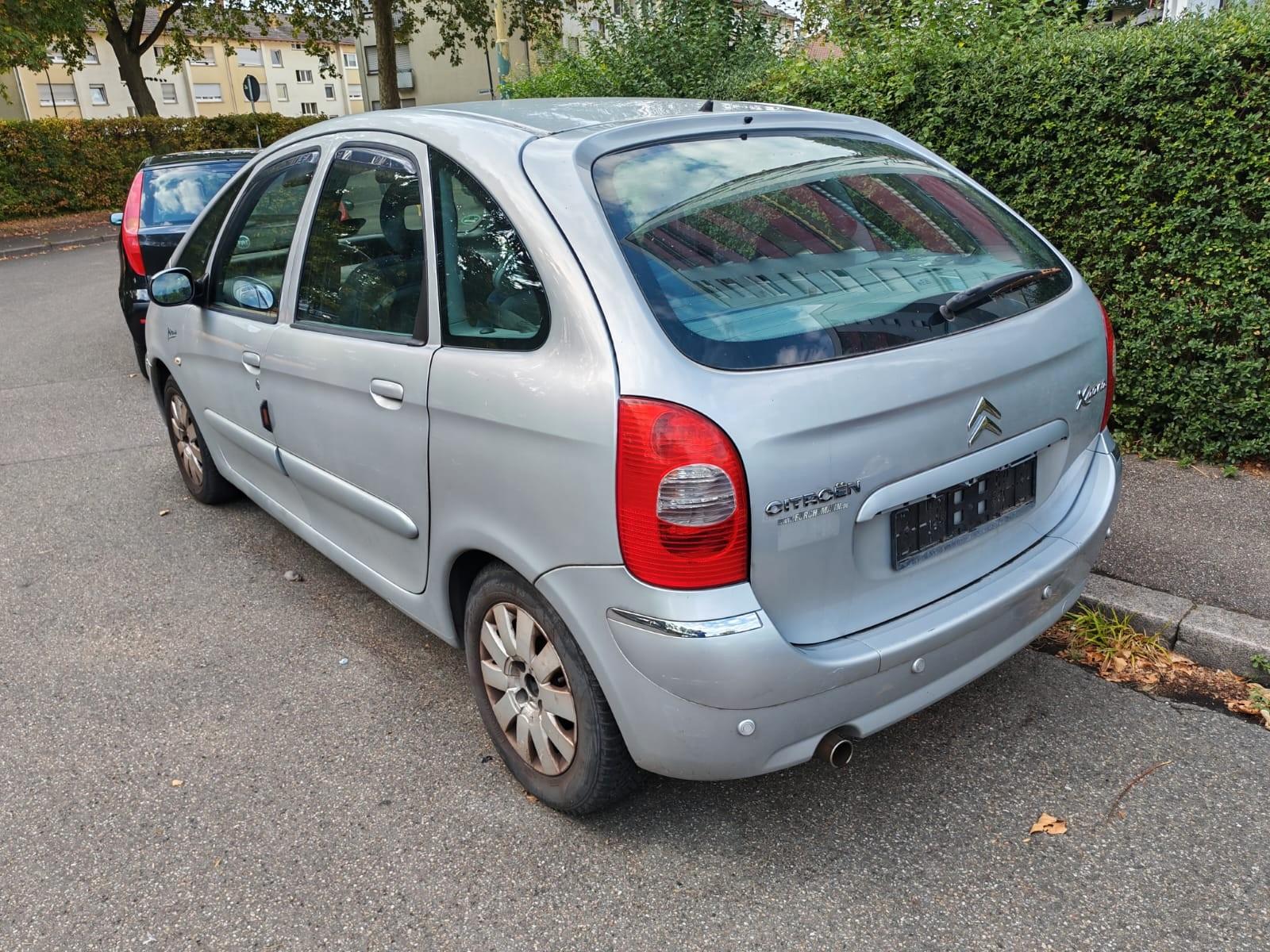 Citroën Xsara Picasso 2.0 16V Exclusive Autom. Exclusive