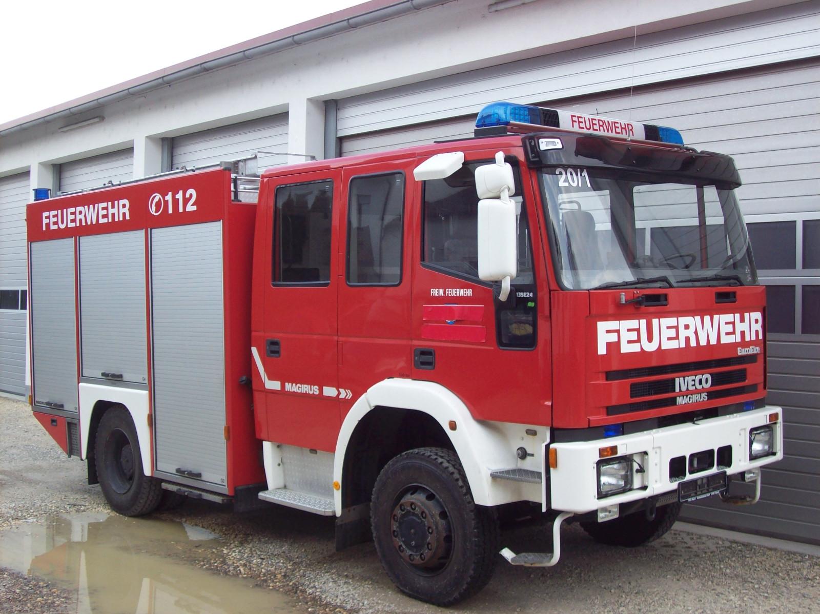 Iveco 135 E 24 4x4 Allrad Feuerwehrfahrzeug TLF 16/25