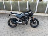 Husqvarna Svartpilen 125 - TÜV bis 03/2027 - HUSQVARNA SVARTPILEN 125