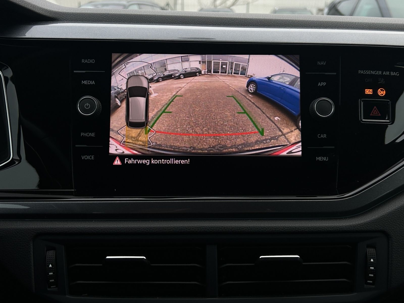 Fahrzeugabbildung Volkswagen Taigo TSI Style DSG Matrix AID ACC RFK SH 17"