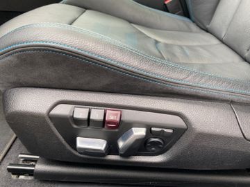 Fahrzeugabbildung BMW M2 Competition Coupe M Drivers Navi Prof uvm