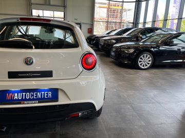 Alfa Romeo MiTo Quadrifoglio Verde *ALCANTARA*SZHZ*PDC*SOUS
