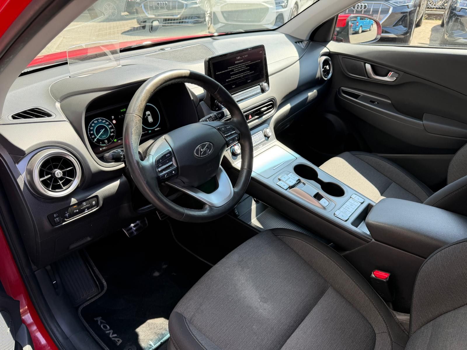 Fahrzeugabbildung Hyundai Kona Elektro Prime NAVI+LED+SHZ+HEAD+KAM+ACC+AHK