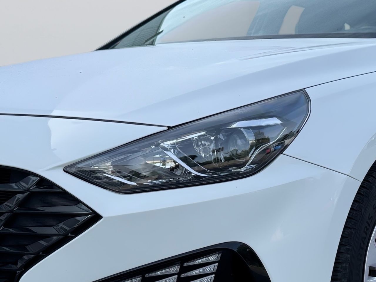 Fahrzeugabbildung Hyundai i30 1.0 T-GDI TEMPOMAT*KLIMA*DAB*ZV*BT*USB*ARMLE