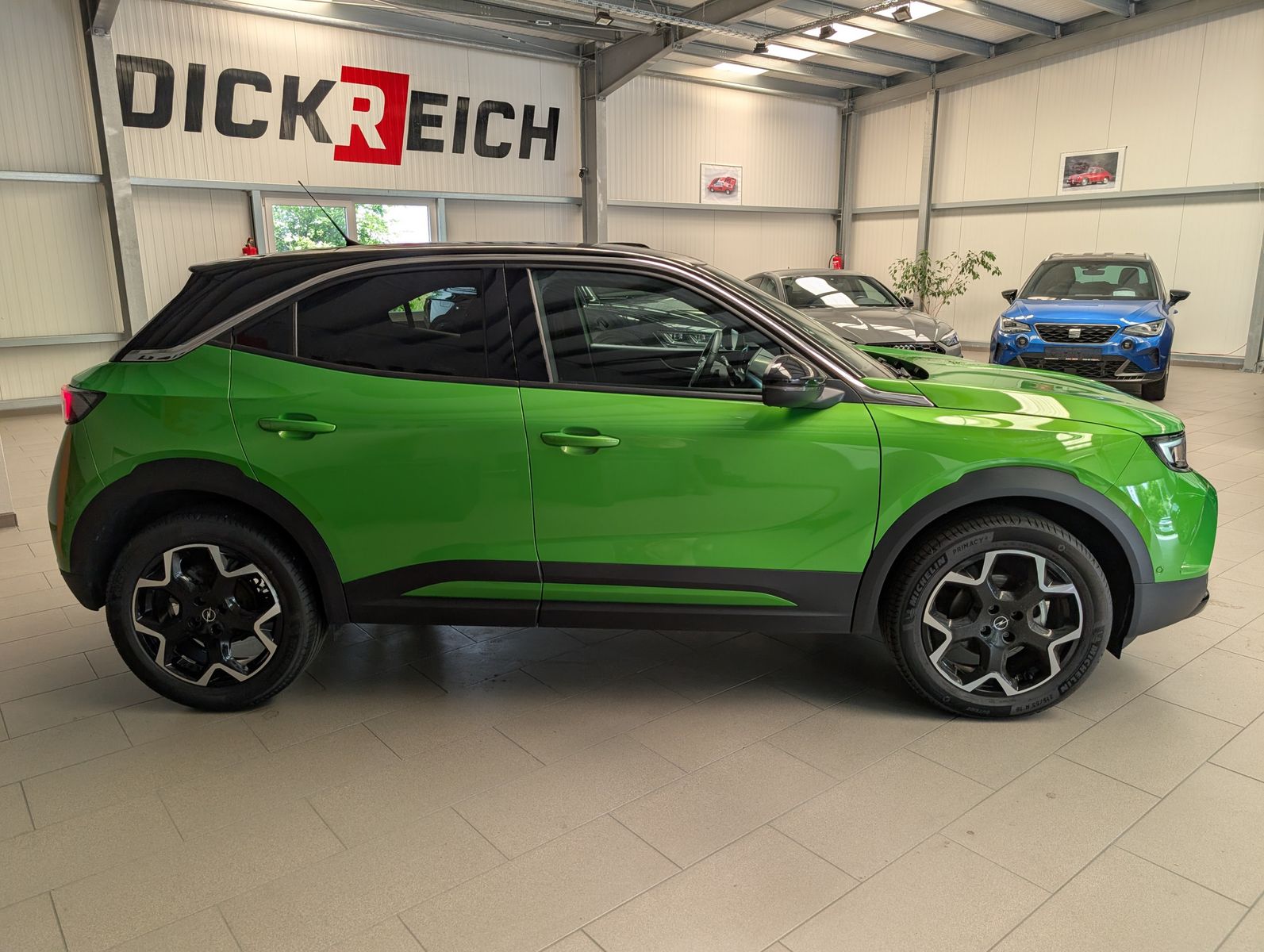Fahrzeugabbildung Opel Mokka 1.2 Ultimate Aut. Winter-Paket Kamera ACC