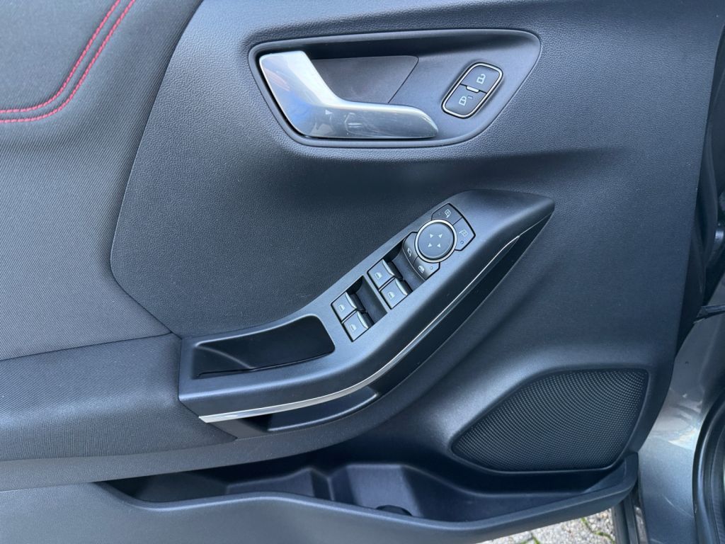 FORD Puma 1.0 EcoBoost Aut. ST-LINE FORD Puma 1.0 EcoBoost Aut. ST-LINE