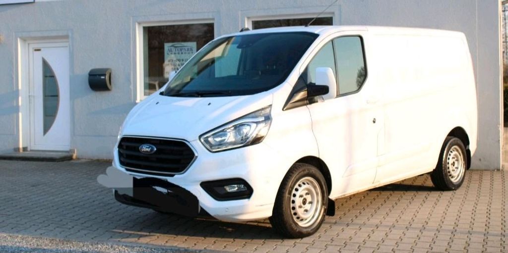 Image of Ford Transit Custom