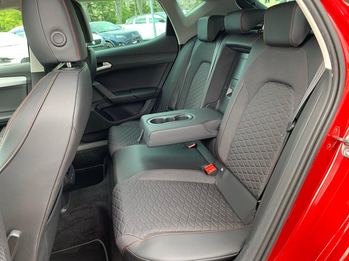 Seat Leon FR 1.5 TSI PANO+SHZ+PDC+FULL-LINK+LED+ACC