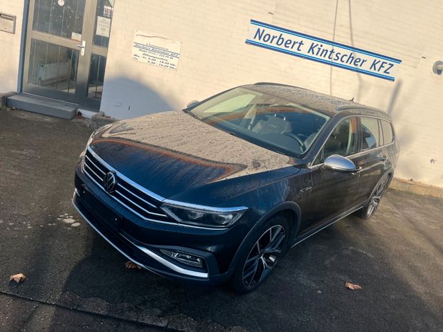 Volkswagen Passat Alltrack 4 M Matrix 19" ACC AHK STHZ SHZ