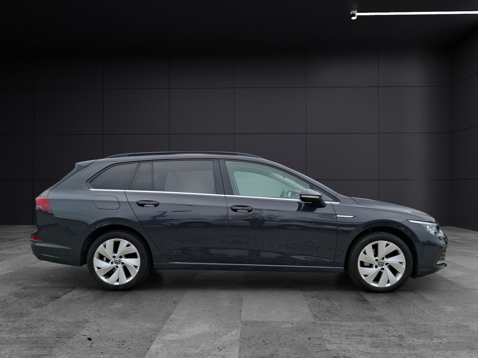 Fahrzeugabbildung Volkswagen Golf VIII Variant TDI Style DSG LED Navi AID ACC