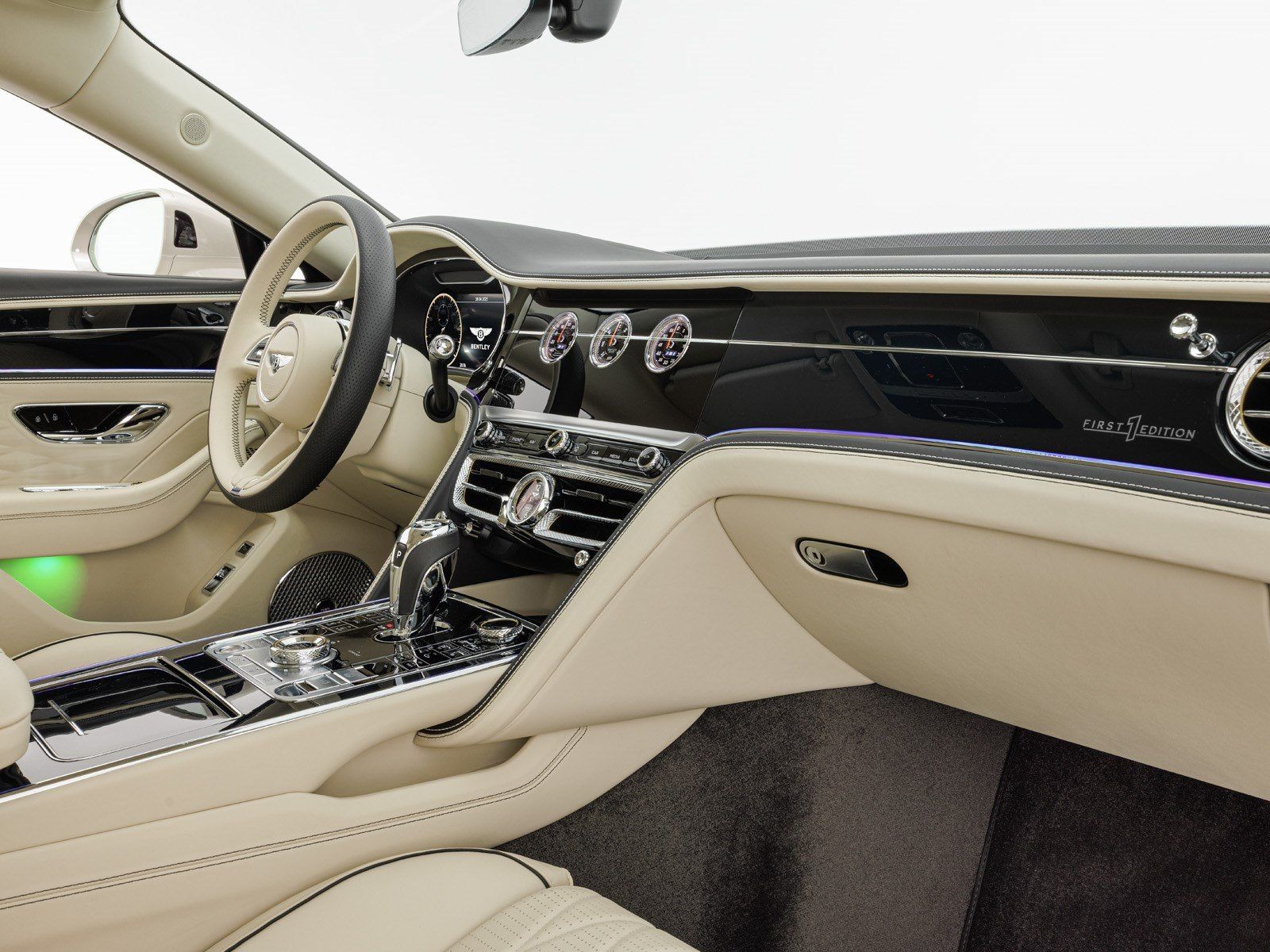 Bentley Flying Spur V8 / First Edition foto 21