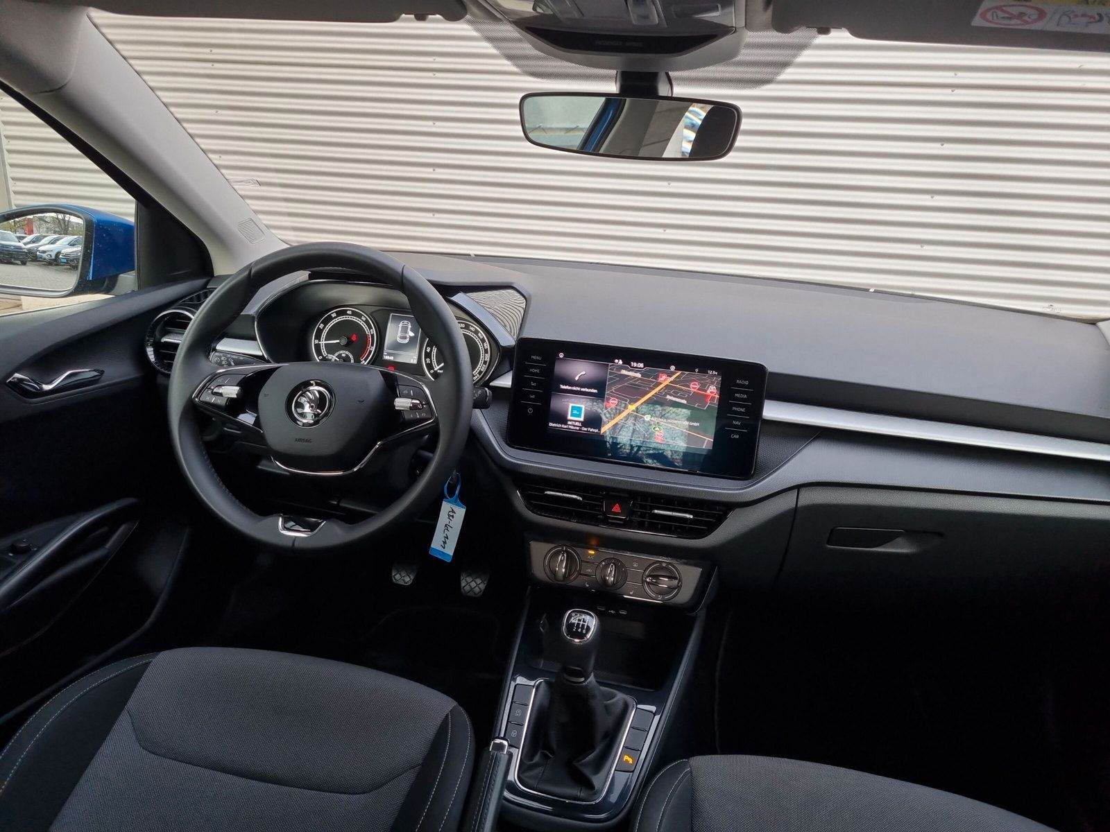 Fahrzeugabbildung SKODA Fabia 1.0 TSI Ambition LED KLIMA SHZ