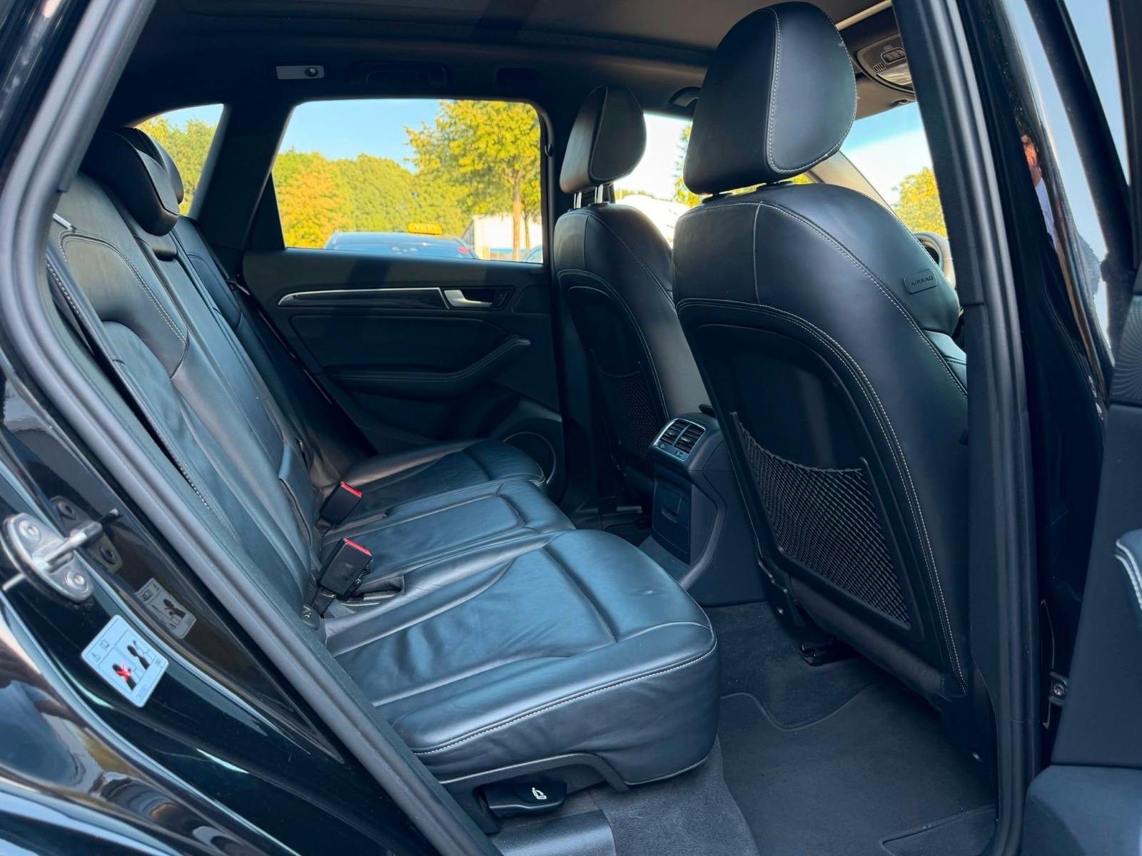 Audi SQ5 3.0 TFSI quattro | 354 ch | BVA | Bang & Olufsen | Toit panoramique | Caméra de recul | Cuir électrique à mémoire chauffant | Jantes 21"